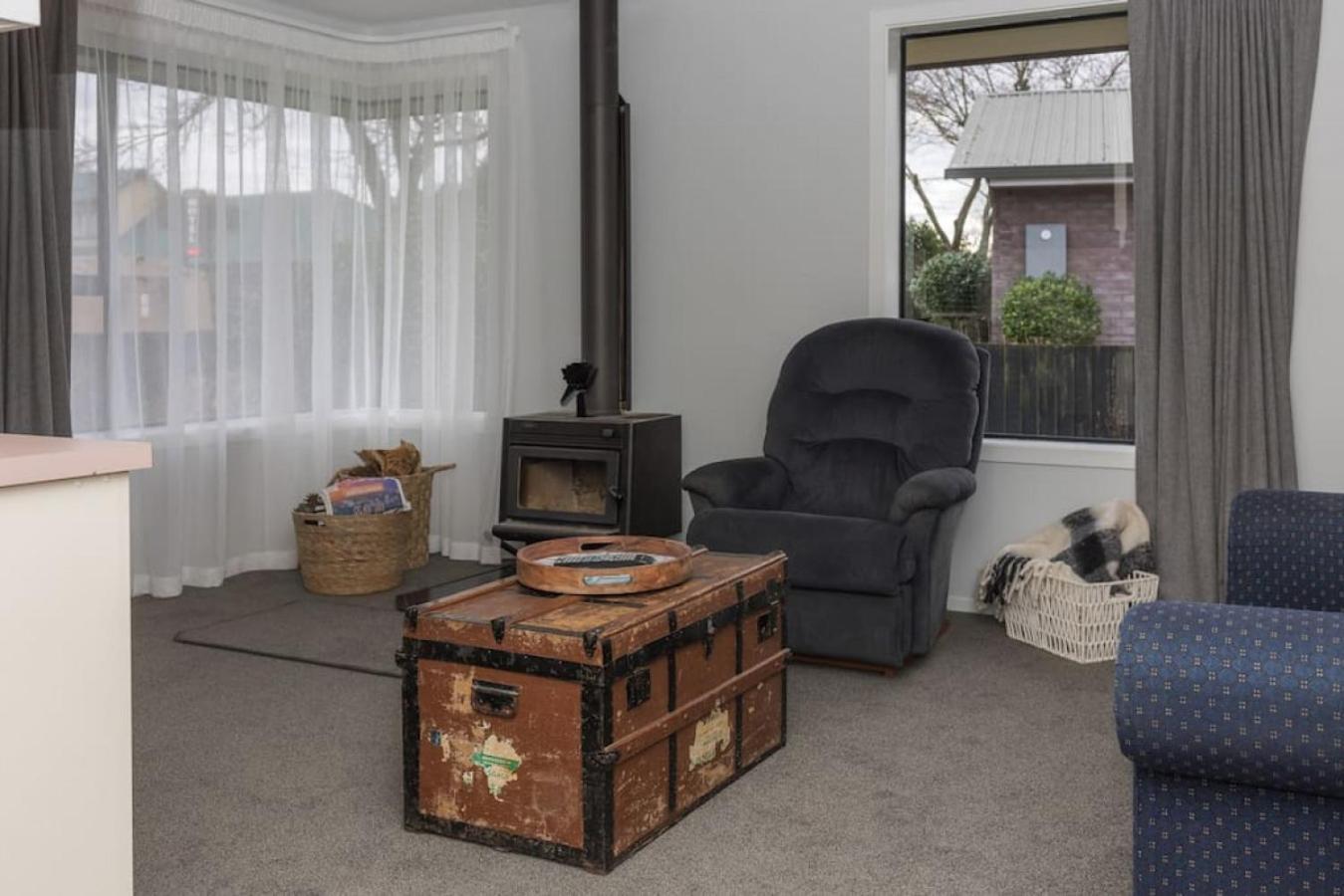 Holiday home Cute As A Button. Cosy In *